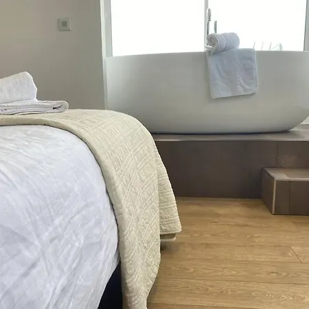 Belle Maison Spacieuse A Deux Pas De La Plage.
